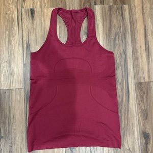 Lululemon a women’s size 10 swiftly tech tank top full length magenta